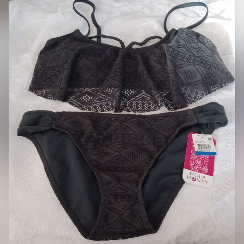 HULA HONEY BLACK CROCHET OVERLAY BIKINI BOTTOMS NEW WITH TAGS XL W/PRE-WORN TOP